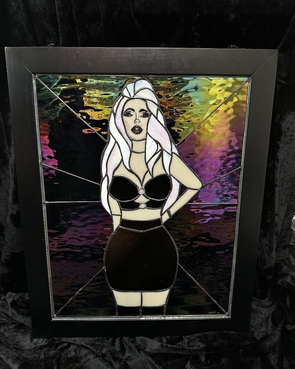 BOK gifted Jelly Roll a customed Stained Glass window of his beautiful wife Bunnie XO on the Beautifuly Broken Tour, Tulsa Ok